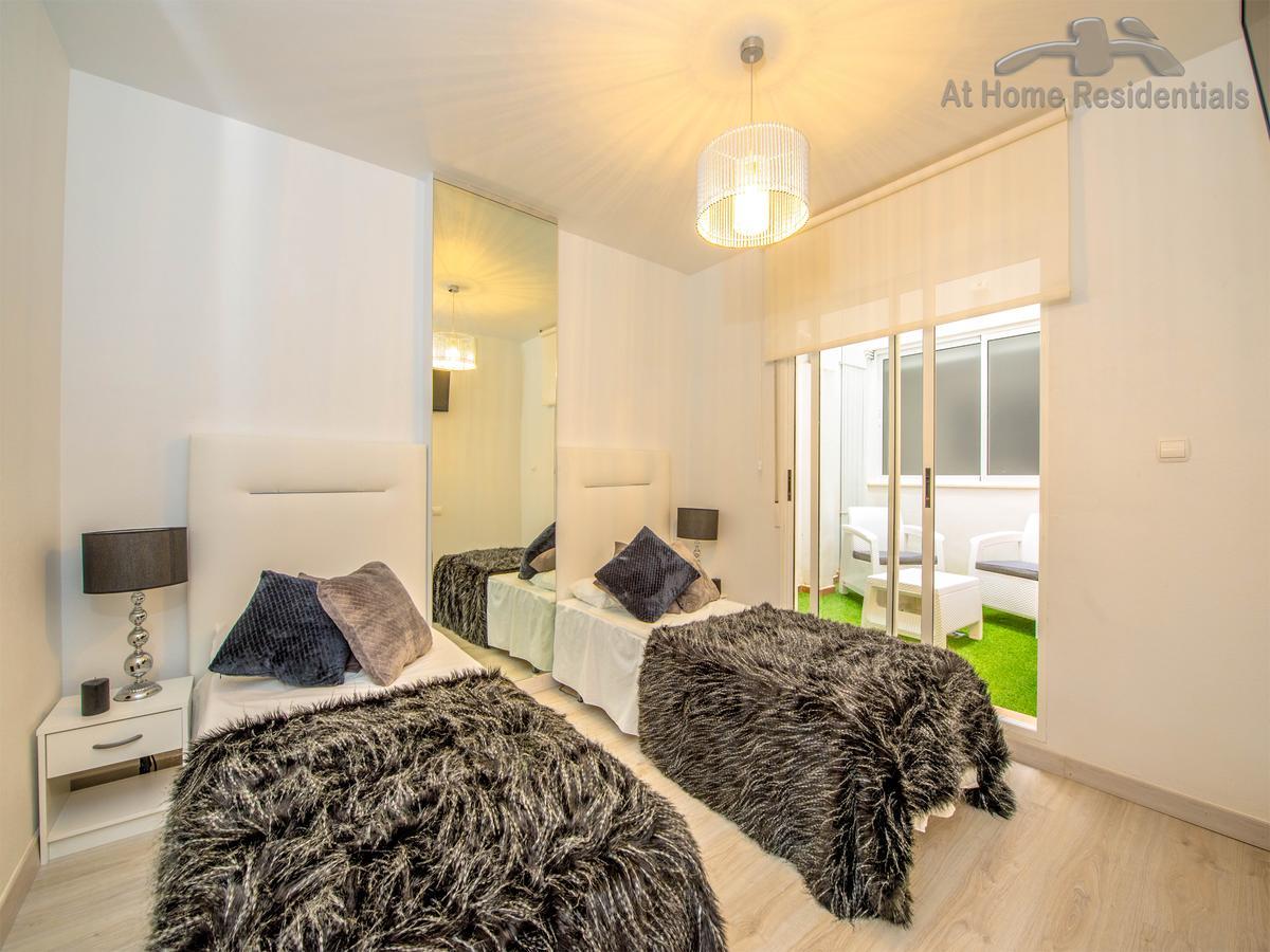 At Home Residentials Torrevieja Ngoại thất bức ảnh