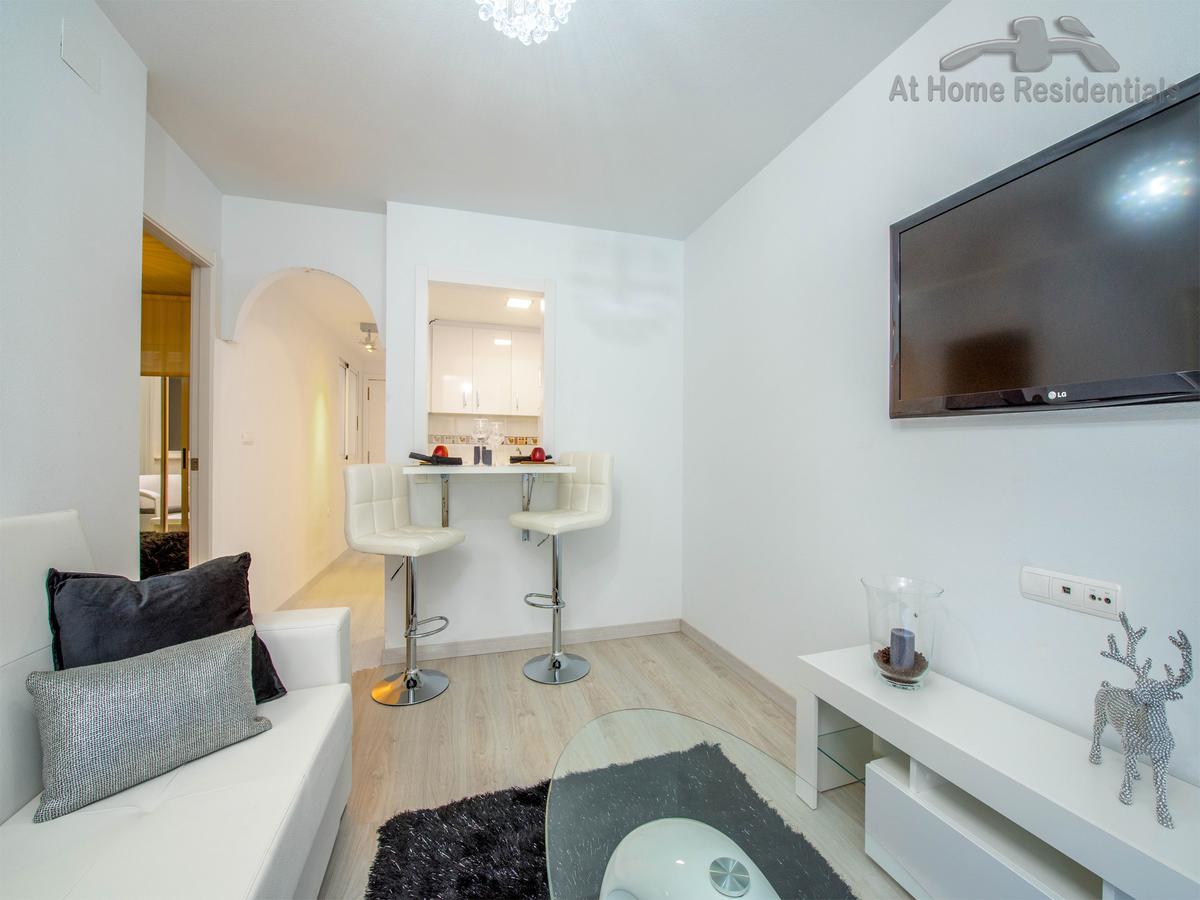 At Home Residentials Torrevieja Ngoại thất bức ảnh